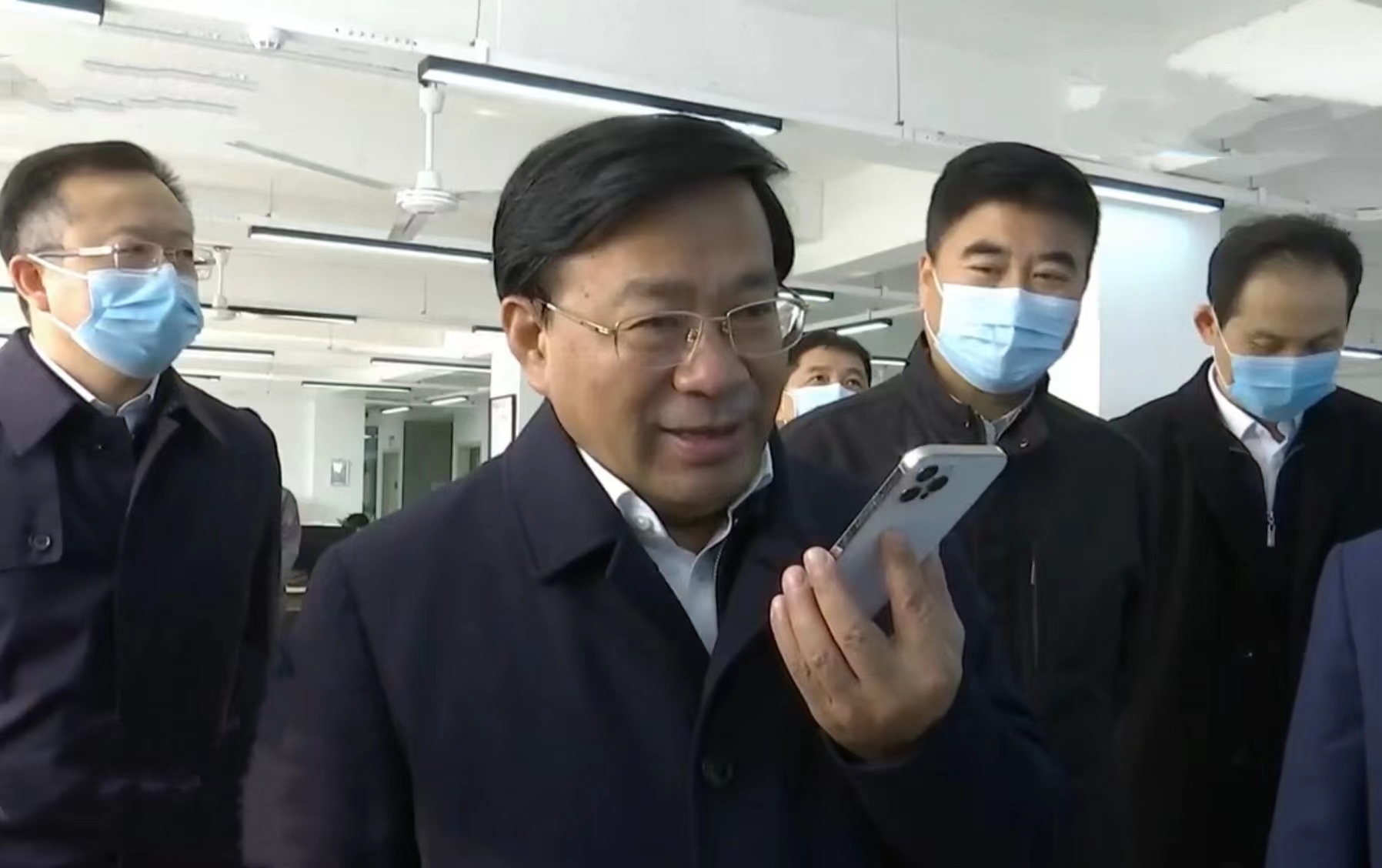 19 吉林省委副书记、省长韩俊莅临TG反波胆伊通供热 2021.11.2.jpg