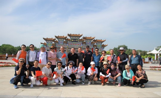 3.TG反波胆南山户外旅游社群一日游活动合影留念_副本.jpg